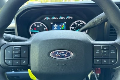 2025 Ford Super Duty F-550 DRW XL 2WD SuperCab 192 WB 84 CA