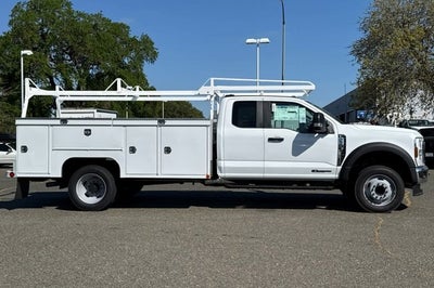 2025 Ford Super Duty F-550 DRW XL 2WD SuperCab 192 WB 84 CA