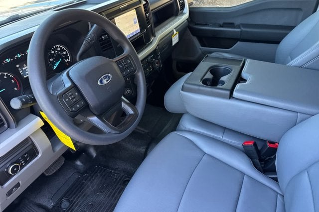 2026 Ford Super Duty F-350 SRW 2WD Crew Cab 179 WB 60 CA