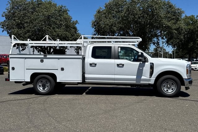 2026 Ford Super Duty F-350 SRW 2WD Crew Cab 179 WB 60 CA