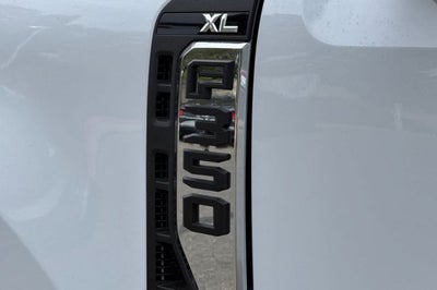 2026 Ford Super Duty F-350 SRW XL 2WD Crew Cab 179 WB 60 CA