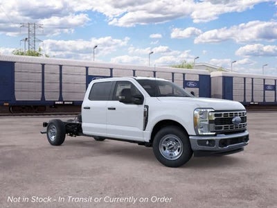 2026 Ford Super Duty F-350 SRW XL 2WD Crew Cab 179 WB 60 CA