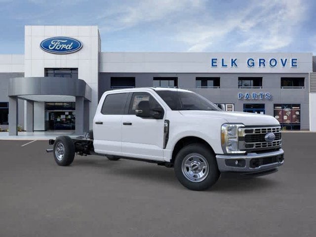 2026 Ford Super Duty F-350 SRW XL 2WD Crew Cab 179 WB 60 CA
