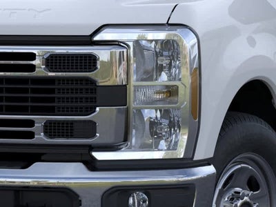 2026 Ford Super Duty F-350 SRW 2WD Crew Cab 179 WB 60 CA