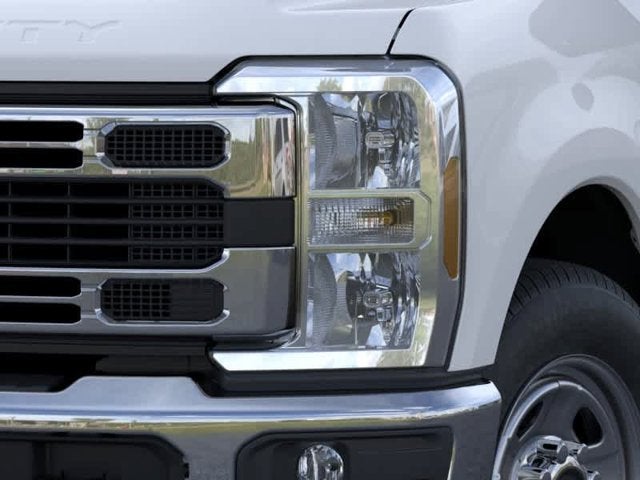 2026 Ford Super Duty F-350 SRW 2WD Crew Cab 179 WB 60 CA