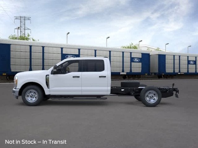 2026 Ford Super Duty F-350 SRW 2WD Crew Cab 179 WB 60 CA