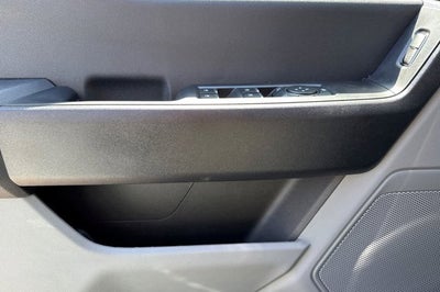 2025 Ford Super Duty F-350 SRW XL 2WD Crew Cab 179 WB 60 CA