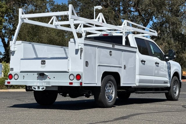 2025 Ford Super Duty F-350 SRW XL 2WD Crew Cab 179 WB 60 CA