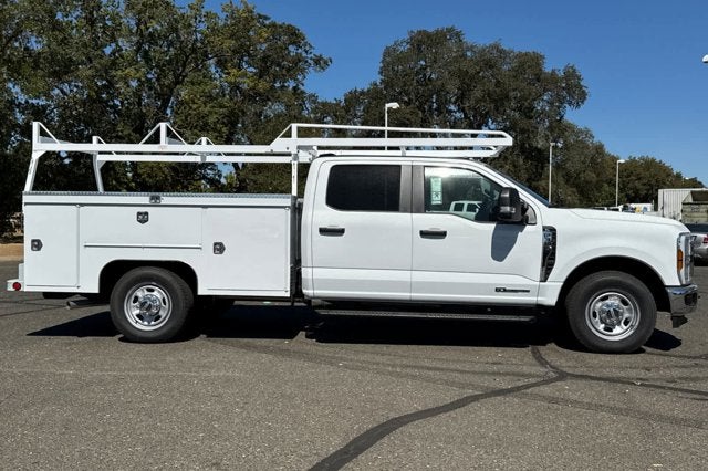 2025 Ford Super Duty F-350 SRW XL 2WD Crew Cab 179 WB 60 CA