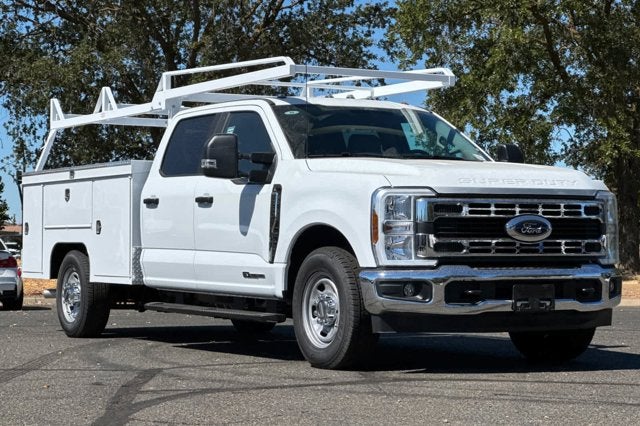 2025 Ford Super Duty F-350 SRW XL 2WD Crew Cab 179 WB 60 CA