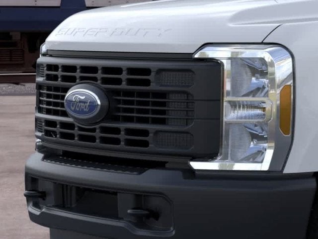 2026 Ford Super Duty F-350 SRW XL 4WD Crew Cab 179 WB 60 CA