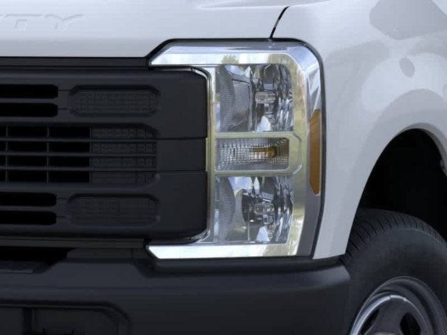2026 Ford Super Duty F-350 SRW XL 4WD Crew Cab 179 WB 60 CA