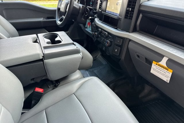 2026 Ford Super Duty F-350 SRW XL 4WD Crew Cab 179 WB 60 CA