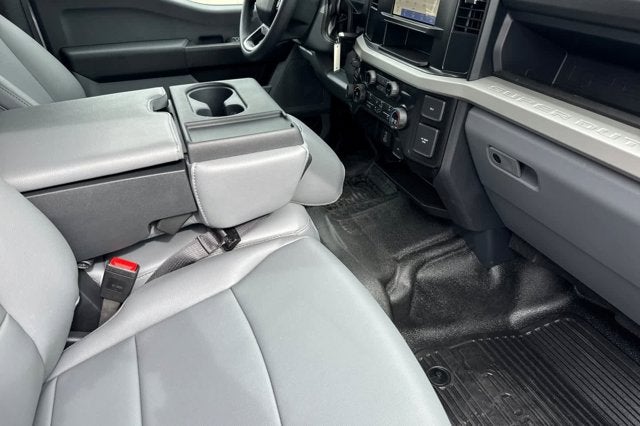 2026 Ford Super Duty F-350 SRW 4WD Crew Cab 179 WB 60 CA