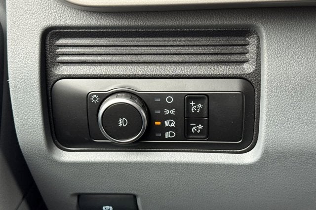 2026 Ford Super Duty F-350 SRW 4WD Crew Cab 179 WB 60 CA