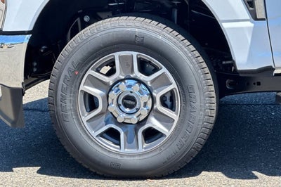 2026 Ford Super Duty F-350 SRW XL 4WD Crew Cab 179 WB 60 CA