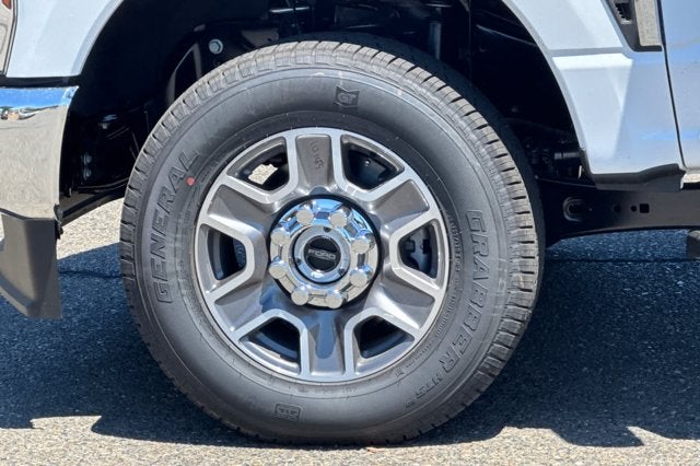 2026 Ford Super Duty F-350 SRW XL 4WD Crew Cab 179 WB 60 CA