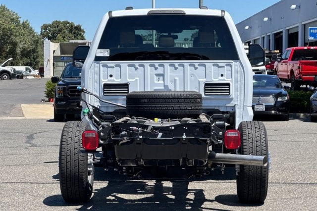 2026 Ford Super Duty F-350 SRW XL 4WD Crew Cab 179 WB 60 CA