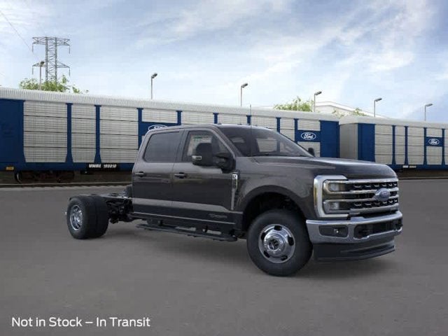 2026 Ford Super Duty F-350 DRW 4WD Crew Cab 179 WB 60 CA