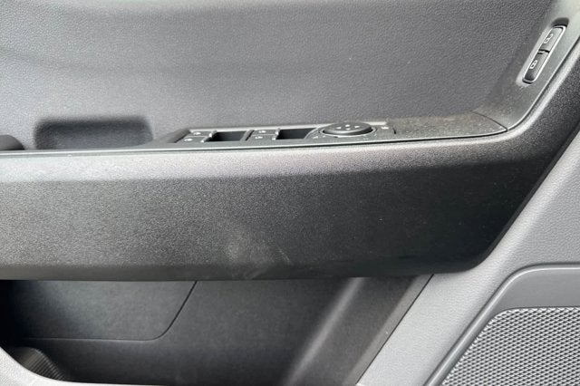 2026 Ford Super Duty F-350 DRW XL 4WD Crew Cab 179 WB 60 CA