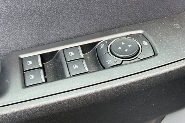 2026 Ford Super Duty F-350 DRW XL 4WD Crew Cab 179 WB 60 CA