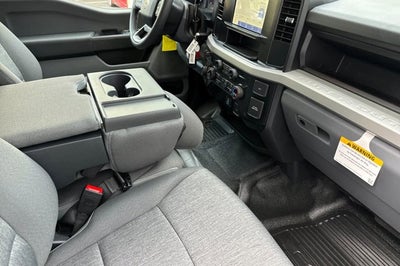 2026 Ford Super Duty F-350 DRW XL 4WD Crew Cab 179 WB 60 CA