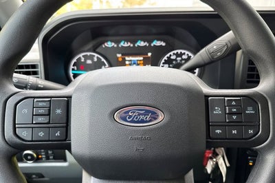 2026 Ford Super Duty F-350 DRW XL 4WD Crew Cab 179 WB 60 CA