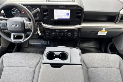 2026 Ford Super Duty F-350 DRW XL 4WD Crew Cab 179 WB 60 CA
