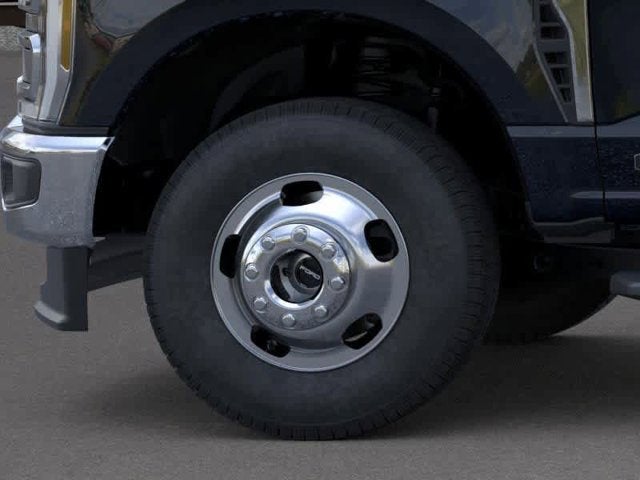 2026 Ford Super Duty F-350 DRW 4WD Crew Cab 179 WB 60 CA