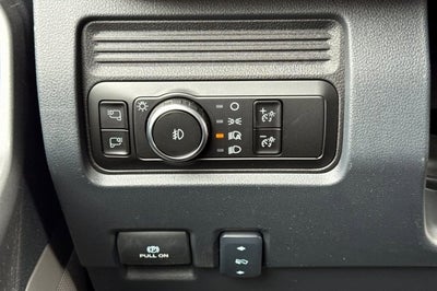 2026 Ford Super Duty F-350 DRW LARIAT 4WD Crew Cab 179 WB 60 CA