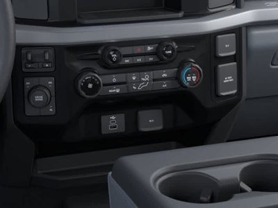 2026 Ford Super Duty F-350 DRW 4WD Crew Cab 179 WB 60 CA