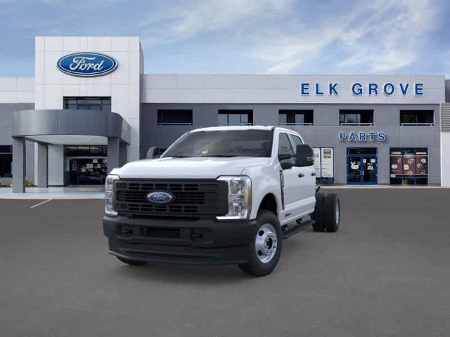 2026 Ford Super Duty F-350 DRW XL 4WD Crew Cab 179 WB 60 CA