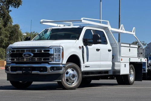 2026 Ford Super Duty F-350 DRW 4WD Crew Cab 179 WB 60 CA