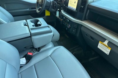 2026 Ford Super Duty F-350 DRW 4WD Crew Cab 179 WB 60 CA