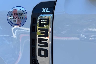 2026 Ford Super Duty F-350 DRW 4WD Crew Cab 179 WB 60 CA