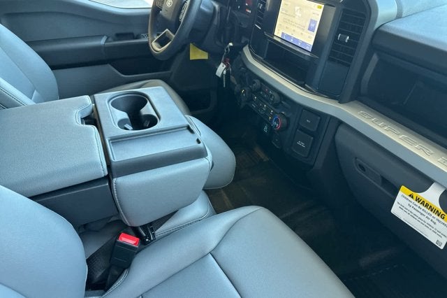 2025 Ford Super Duty F-350 SRW XL 2WD SuperCab 168 WB 60 CA