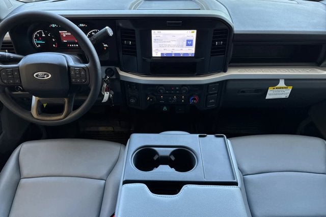 2025 Ford Super Duty F-350 SRW XL 2WD SuperCab 168 WB 60 CA