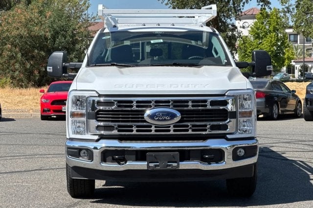 2025 Ford Super Duty F-350 SRW XL