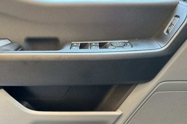 2025 Ford Super Duty F-350 SRW XL