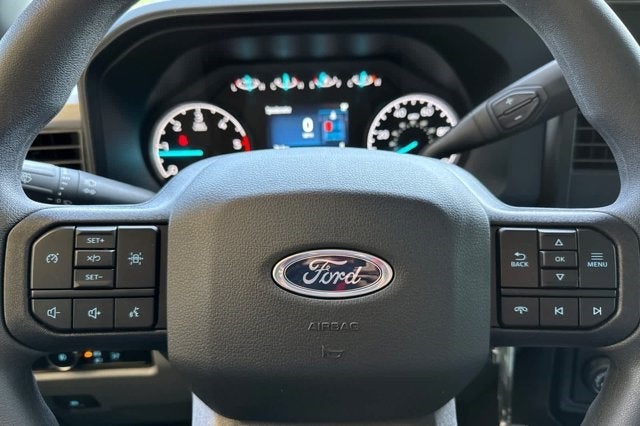 2025 Ford Super Duty F-350 SRW XL