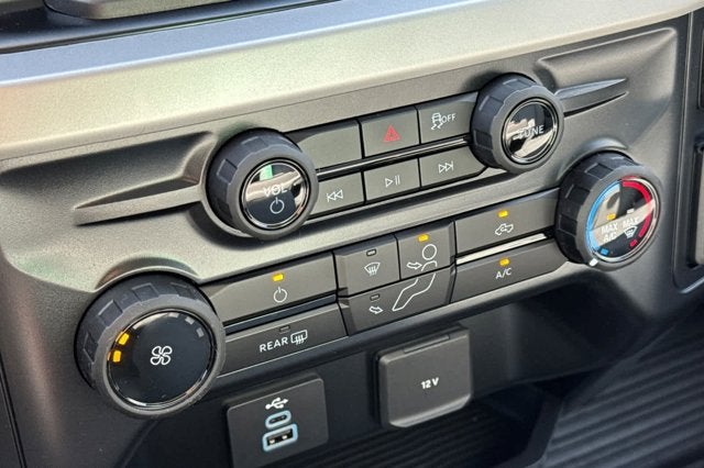 2025 Ford Super Duty F-350 SRW XL 2WD SuperCab 168 WB 60 CA