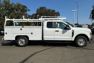 2025 Ford Super Duty F-350 SRW XL 2WD SuperCab 168 WB 60 CA