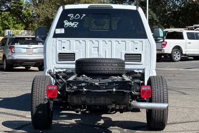 2025 Ford Super Duty F-350 SRW XL