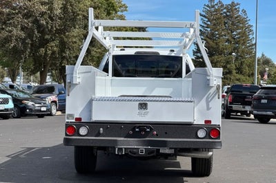 2027 Ford Super Duty F-350 SRW 2WD SuperCab 168 WB 60 CA