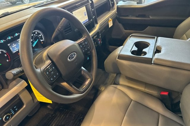 2026 Ford Super Duty F-350 SRW 4WD SuperCab 168 WB 60 CA