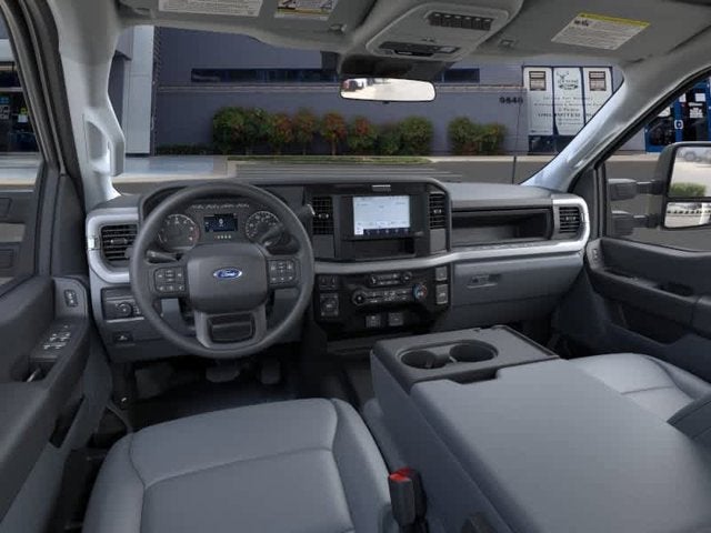 2026 Ford Super Duty F-350 SRW 4WD SuperCab 168 WB 60 CA