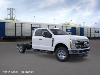 2026 Ford Super Duty F-350 SRW XL 4WD SuperCab 168 WB 60 CA