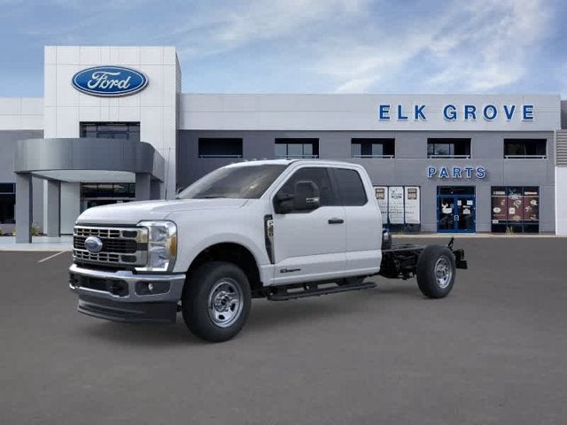2026 Ford Super Duty F-350 SRW 4WD SuperCab 168 WB 60 CA