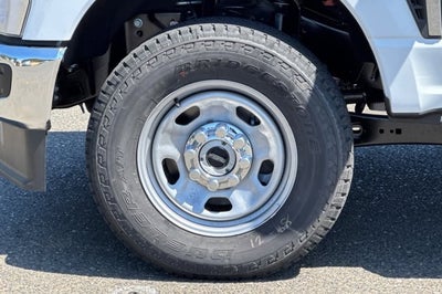 2025 Ford Super Duty F-350 SRW XL 4WD SuperCab 168 WB 60 CA