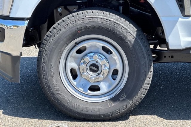 2025 Ford Super Duty F-350 SRW XL 4WD SuperCab 168 WB 60 CA